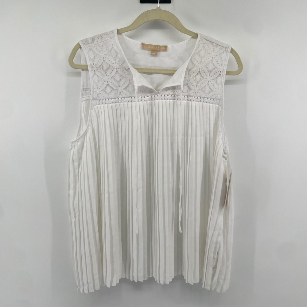 Hope & Harlow Pleated Top Womens L White Lace Yoke Sleeveless Tie Neck